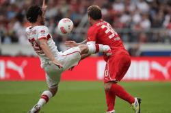 汉堡踢平弗赛尔，争取保级希望