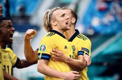 爱游戏官方入口-瑞典击剑队精彩对决，最终获胜