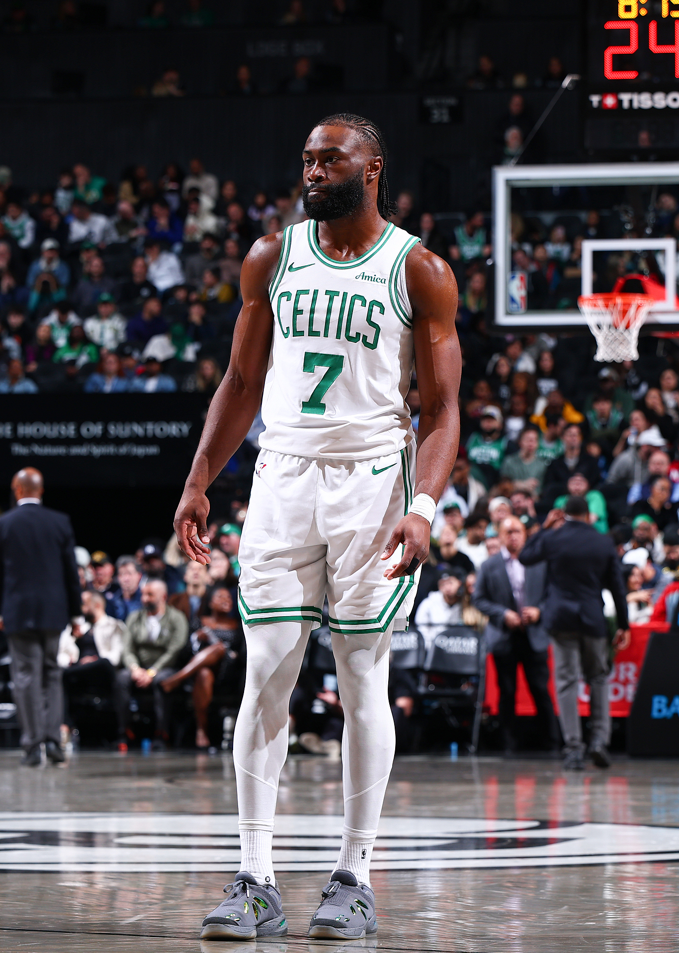 凯尔特人击败篮网，取得总比分2-0领先的简单介绍