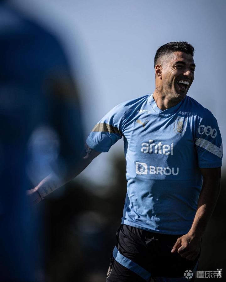 巴塞罗那前锋苏亚雷斯入选西班牙国家队