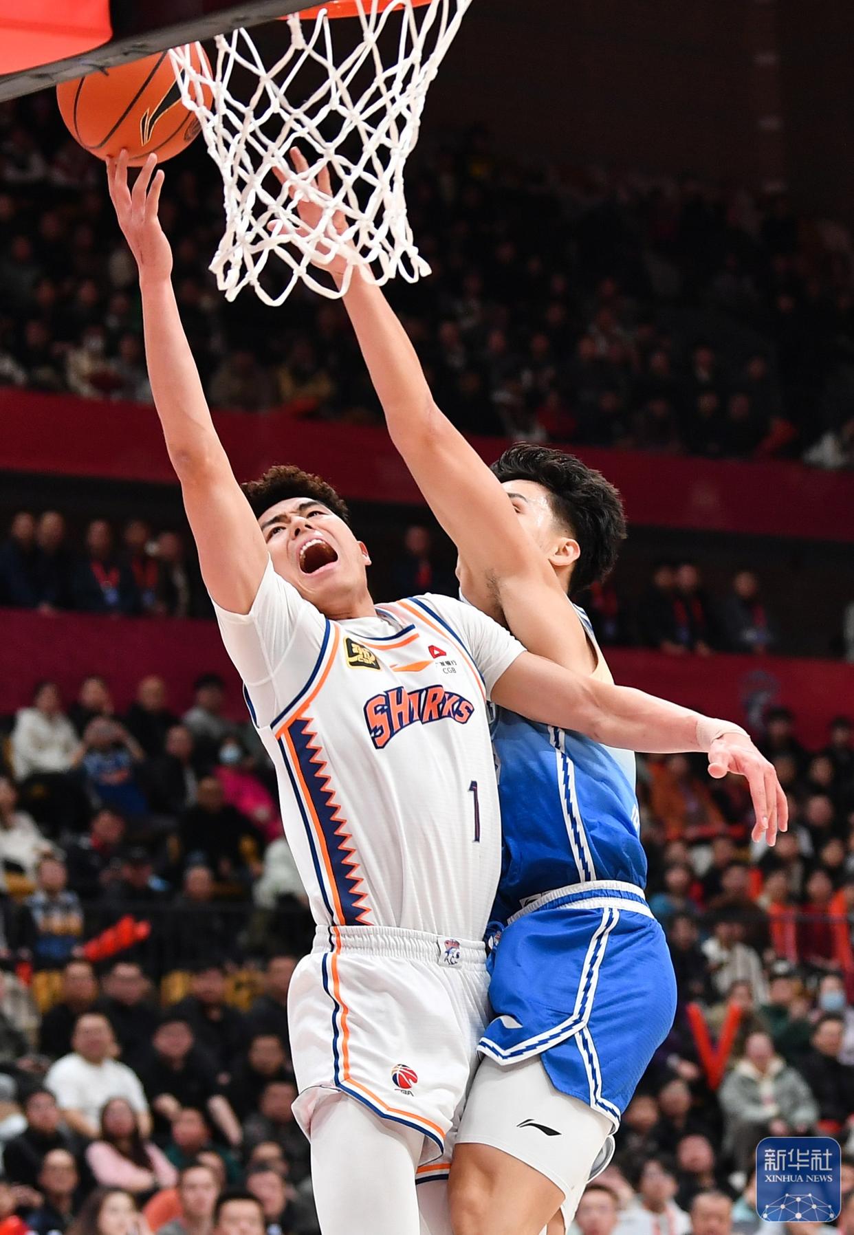 包含上海男篮客场取胜，迎来欣喜时刻的词条