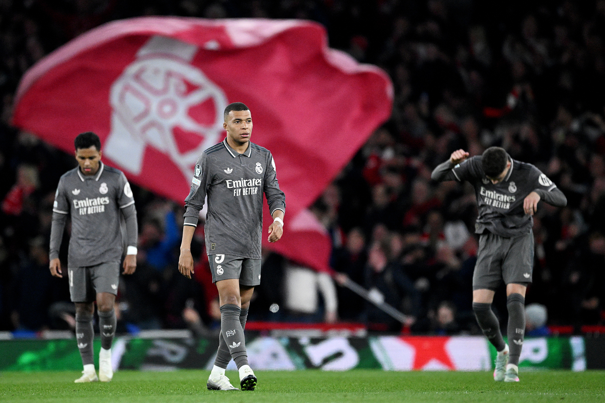 阿森纳主力前锋伤停,欧冠决赛进攻蒙上阴影!的简单介绍 阿森纳主力前锋伤停,欧冠决赛进攻蒙上阴影!的简单介绍