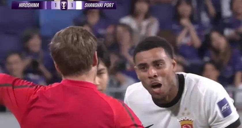 强强对话:亚冠大战引发球迷热议的简单介绍 强强对话:亚冠大战引发球迷热议的简单介绍