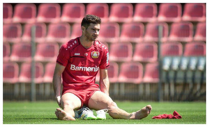 关于弗赖堡客场失利不断，保级形势越发严峻的信息